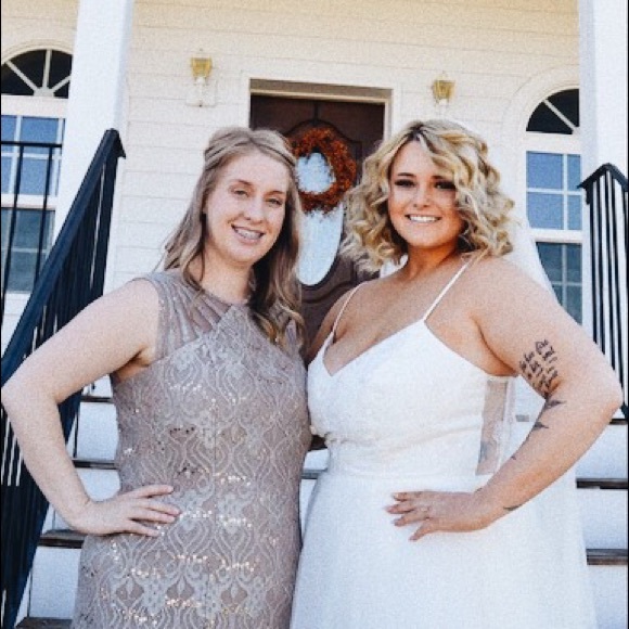 Meet your Posher, Maylssa - Picture 3 of 8